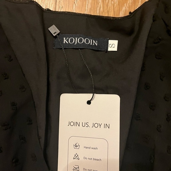 Kojooin top, ruffled with big sleeves women’s S - Picture 10 of 13